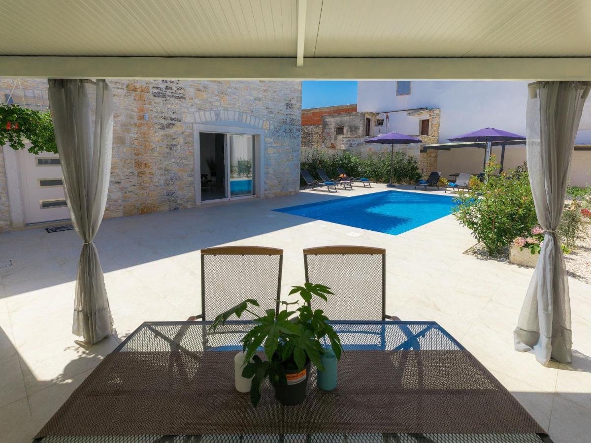 Holiday Home Villa Karmen - Roj454 By Interhome Sveti Petar u Sumi Exterior photo